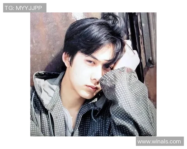 李添荣的成长之路：从平凡少年到行业领军人物的奋斗历程